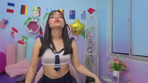 Snapshot of isaa_skinnyy chatting on 08-04-26, 03:43 Isaa Skinny online show from 08-04-26, 03:43
