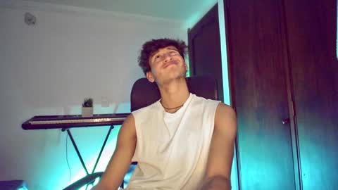 isaac online show from 01-14-25, 01:58