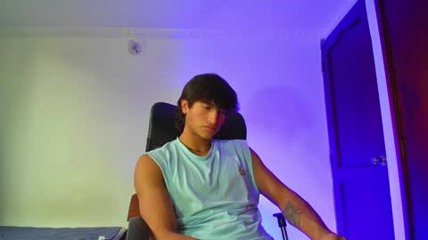 isaac online show from 09-30-25, 05:51