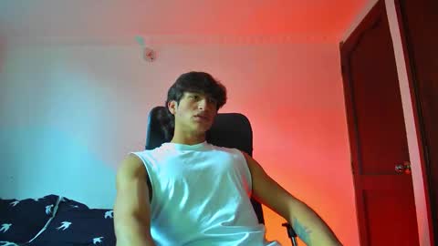 isaac online show from 10-04-25, 07:23