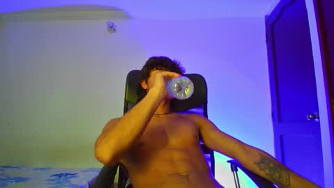 isaac online show from 10-16-25, 10:44