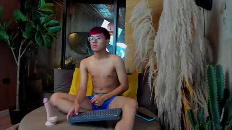 isaac_grimm online show from 11-29-25, 03:42