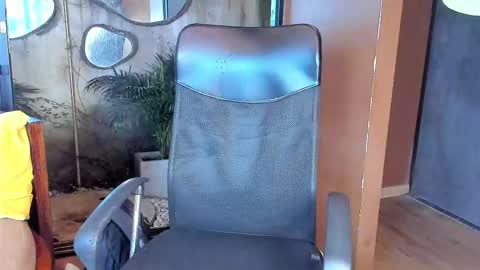 Snapshot of isaac_grimm chatting on 01-17-26, 03:00 isaac_grimm online show from 01-17-26, 03:00