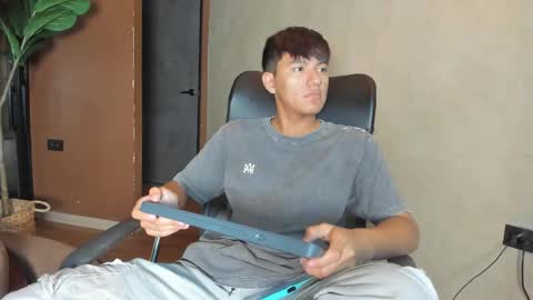 Snapshot of isaac_grimm chatting on 02-06-26, 03:44 isaac_grimm online show from 02-06-26, 03:44