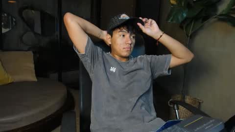 Snapshot of isaac_grimm chatting on 02-25-26, 03:27 isaac_grimm online show from 02-25-26, 03:27