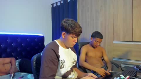 Snapshot of isaac_master77 chatting on 11-07-25, 04:12 isaac_master77 online show from 11-07-25, 04:12