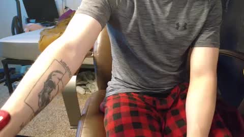 isaac online show from 12-21-24, 02:04