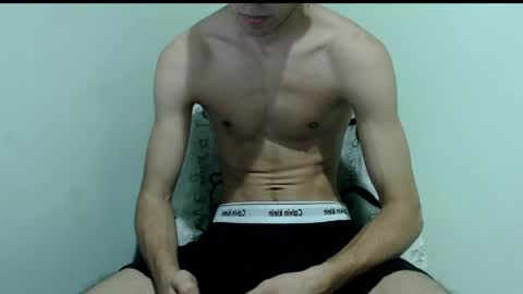 isaac online show from 04-12-26, 03:22