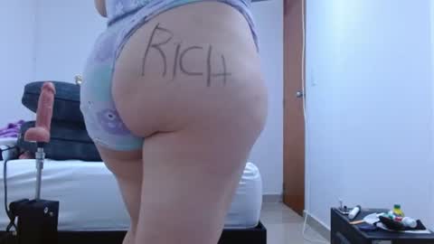 isabel online show from 07-19-26, 12:36