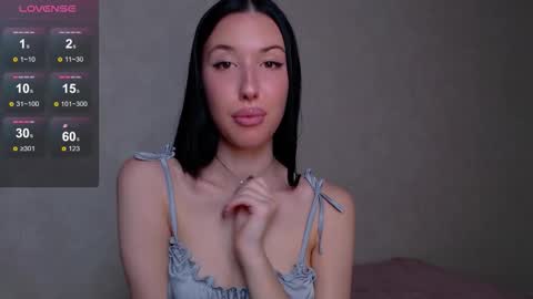 Bella online show from 10-09-25, 10:02