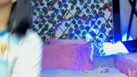 Snapshot of isabel_jamess chatting on 04-14-26, 11:22 Isa online show from 04-14-26, 11:22
