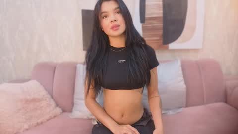 Snapshot of isabela_clark_ chatting on 02-25-26, 11:42 isabela online show from 02-25-26, 11:42