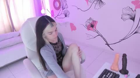 isabela_fiorelli online show from 09-19-25, 01:23