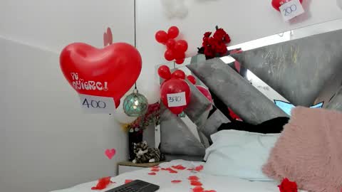 Snapshot of isabela_parkerr chatting on 02-17-26, 04:53 Mommy Isa online show from 02-17-26, 04:53