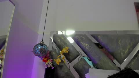 Snapshot of isabela_parkerr chatting on 04-06-26, 06:03 Mommy Isa online show from 04-06-26, 06:03