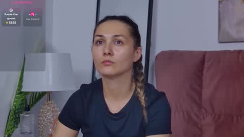 Isa online show from 09-11-25, 07:41