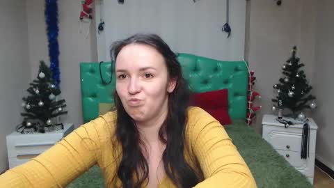 IsabelBlackberry online show from 01-06-25, 03:29