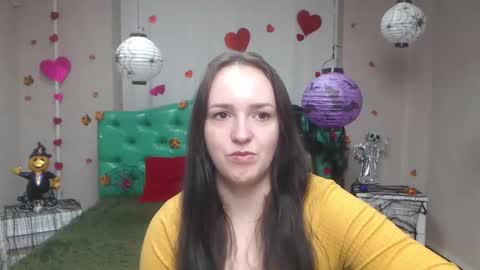 IsabelBlackberry online show from 11-07-25, 06:24