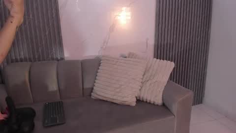 Snapshot of isabeljohnson chatting on 07-03-26, 04:13 Isabel online show from 07-03-26, 04:13