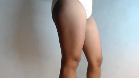 Isabell online show from 06-23-26, 09:24