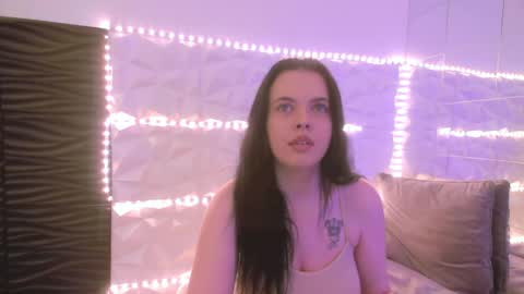Snapshot of isabell3_ chatting on 05-12-26, 04:20 Isabelle online show from 05-12-26, 04:20