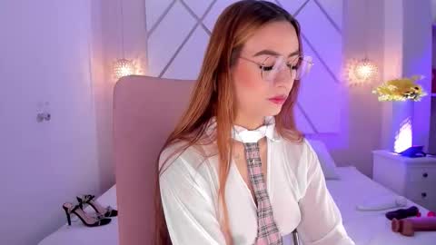 Isa  online show from 03-12-26, 03:40