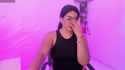 isabella_aristi03 online show from 09-26-25, 05:00