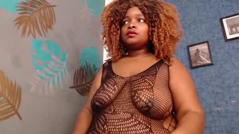 ISABELLA online show from 11-24-25, 08:36