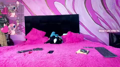 Isabella Coronado online show from 05-16-26, 01:21