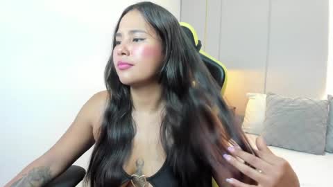 Isabel florez online show from 04-02-26, 02:09