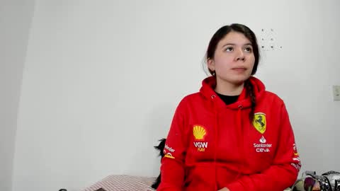 isabella_jaramillo online show from 10-12-25, 12:15