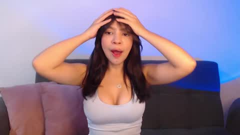 Snapshot of isabella_jones9 chatting on 01-11-25, 02:20 ISABELLA online show from 01-11-25, 02:20