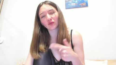 Isabella Noir online show from 06-03-26, 06:57
