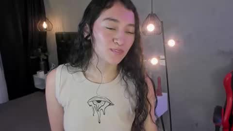 Isabella Nowa online show from 03-27-26, 11:32