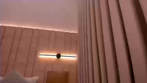 isa  online show from 09-19-25, 08:42