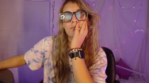 Isabella Rros online show from 02-22-26, 12:23