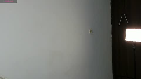 Snapshot of isabella_savina chatting on 06-11-26, 12:32 Isabella online show from 06-11-26, 12:32
