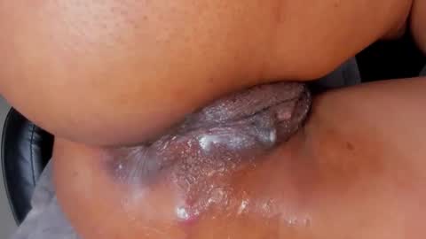 isabella online show from 12-21-25, 06:04