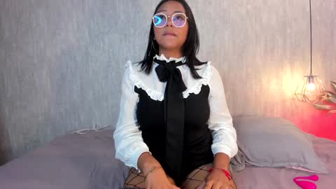 Snapshot of isabella_zc chatting on 01-09-25, 02:51 isabella zc online show from 01-09-25, 02:51