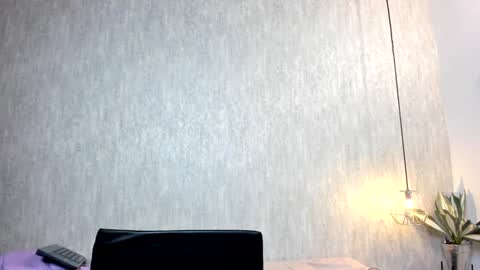 Snapshot of isabella_zc chatting on 01-24-25, 06:04 isabella zc online show from 01-24-25, 06:04