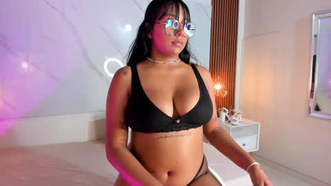 Snapshot of isabella_zc chatting on 09-25-25, 08:23 isabella zc online show from 09-25-25, 08:23