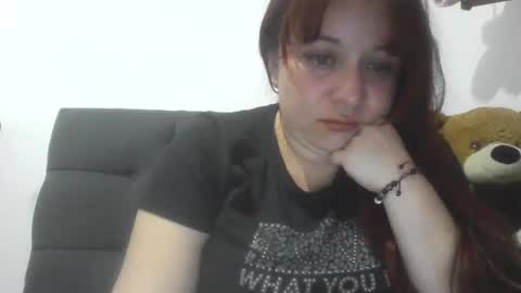 Snapshot of isabellaa_hills_ chatting on 04-19-26, 10:01 isabellaa_hills_ online show from 04-19-26, 10:01