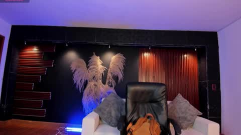 Isabella  Everyday From 0530 to 1430 Col Time online show from 11-09-25, 01:53