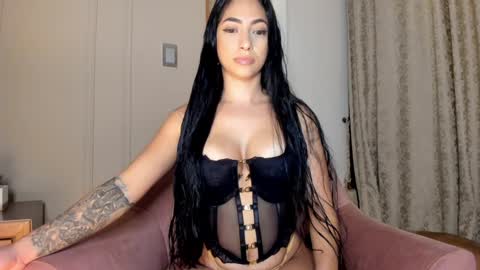 Snapshot of isabellabeker_ chatting on 01-26-25, 03:06 ISABEL online show from 01-26-25, 03:06
