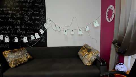 isabellabler online show from 10-30-25, 12:50