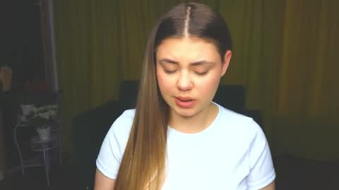 Snapshot of isabellabler chatting on 05-11-26, 11:38 isabellabler online show from 05-11-26, 11:38
