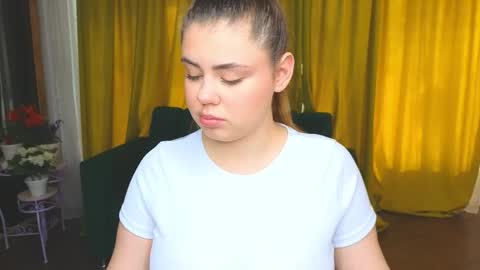 Snapshot of isabellabler chatting on 05-13-26, 05:38 isabellabler online show from 05-13-26, 05:38