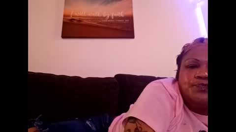 Snapshot of isabellacloverlove chatting on 06-06-26, 07:57 Isabella online show from 06-06-26, 07:57