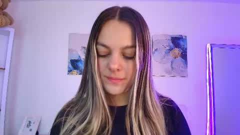 Isabella  online show from 07-10-26, 01:36