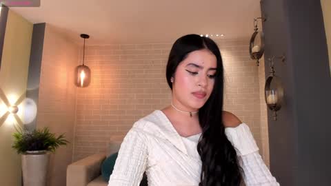 Isa Hill  online show from 12-30-24, 07:21